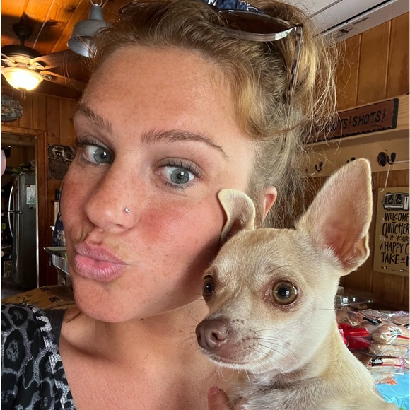 โจ๐๐ค Meet Your Posher, BRIELLE ๐ค๐โจ - Picture 4 of 6